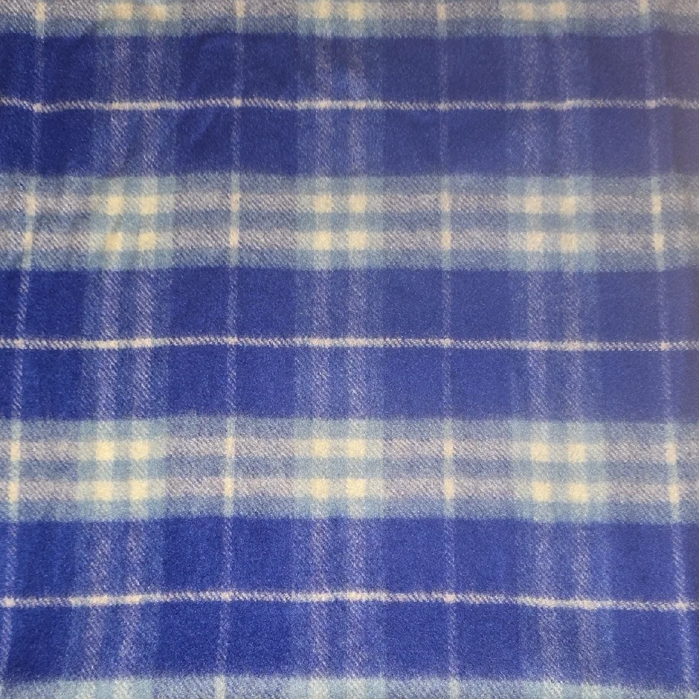Burberry Royal Blue and Cream Check Scarf